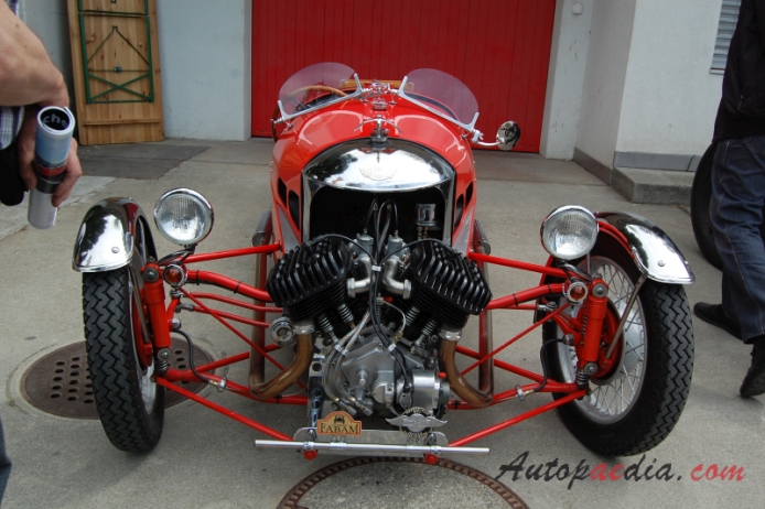 Morgan V-twin three wheelers 1911-1939 (1933 1325ccm SS Super Sports), przód