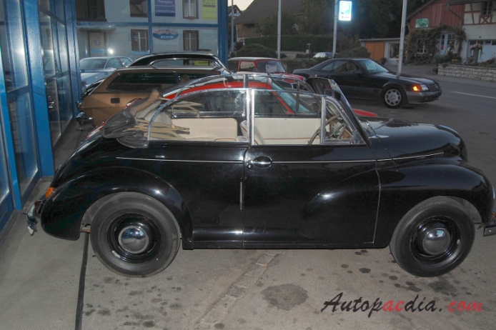 Morris Minor 1. generacja (MM) 1948-1953 (1949 cabriolet 2d), prawy bok