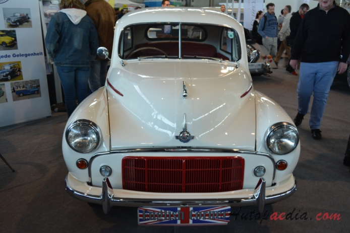 Morris Minor 2nd generation (Series II) 1953-1956 (1953 saloon 2d), front view
