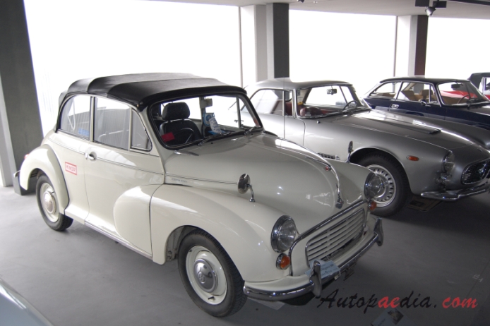 Morris Minor 3rd generation (Minor 1000) 1956-1971 (1969 convertible 2d), right front view