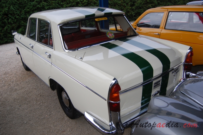 Morris Oxford Series 6 1961-1971 (1964 sedan 4d),  left rear view