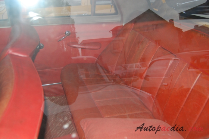 Morris Oxford Series 6 1961-1971 (1964 sedan 4d), wnętrze