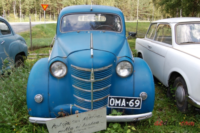 Moskwitch 400, 401 1946-1956 (saloon 4d), front view