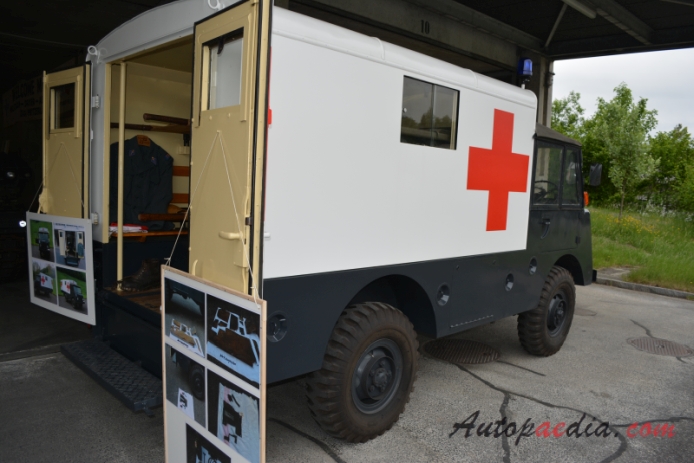 Mowag GW 3500 4x4 T1 195x-19xx (1951 ambulans pojazd wojskowy), prawy tył
