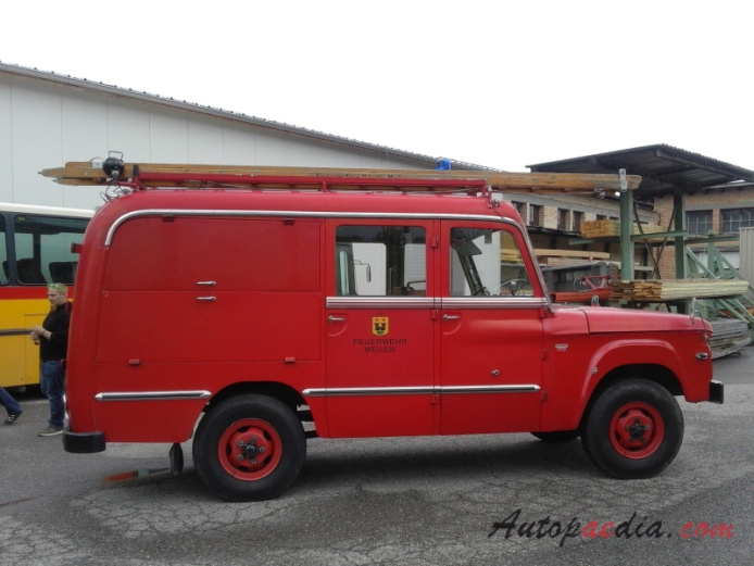 Mowag na bazie Dodge D series 1. generacja 1961-1965 (1961 Feuerwehr Meilen wóz strażacki), prawy bok
