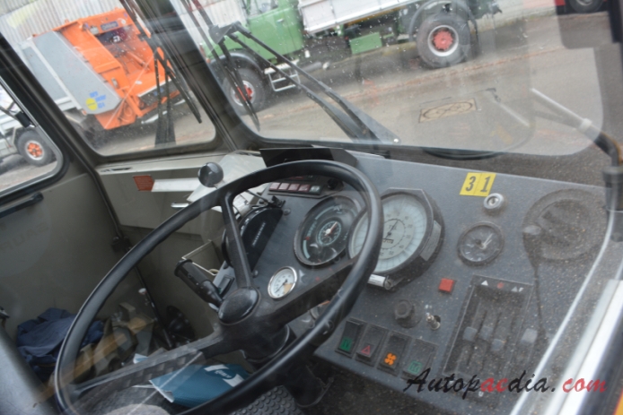 Mowag Einsatzfourgon 1953-1988 (PTT box truck), interior
