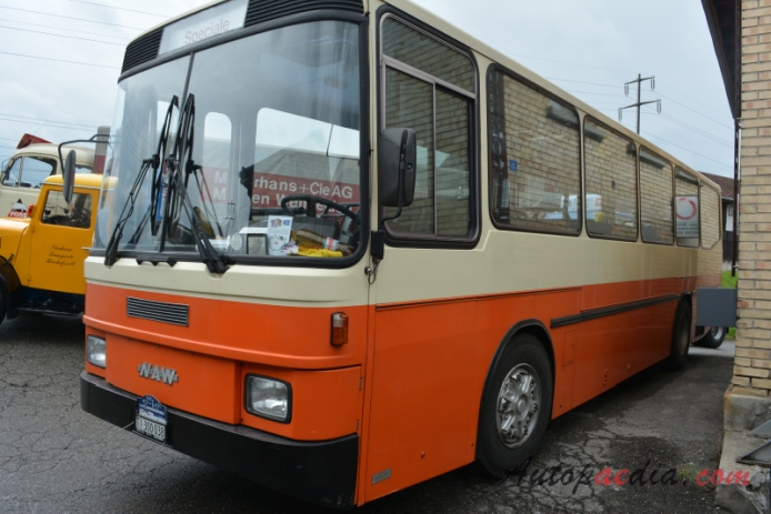 NAW autobus 1982-2000 (1986 BH4-23 Alpenwagen Carrosserie Hess AG), lewy przód
