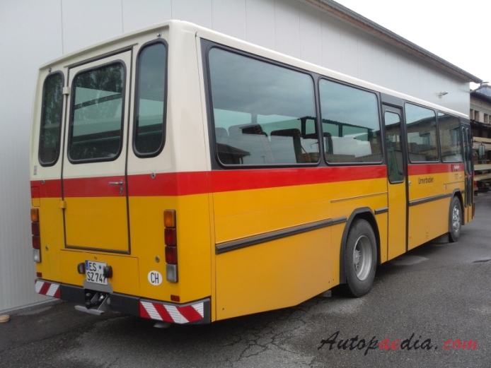 NAW bus 1982-2000 (BH4-23 Carrosserie Hess AG Postauto Fischer Urnerboden), right rear view