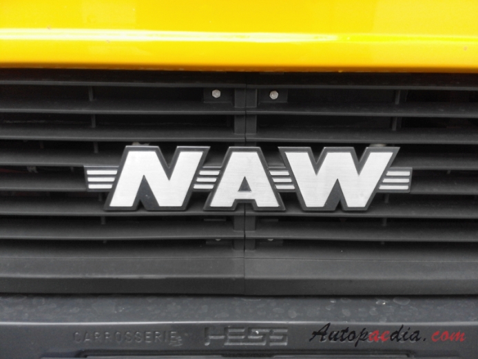 NAW autobus 1982-2000 (BH4-23 Carrosserie Hess AG Postauto Fischer Urnerboden), emblemat przód 