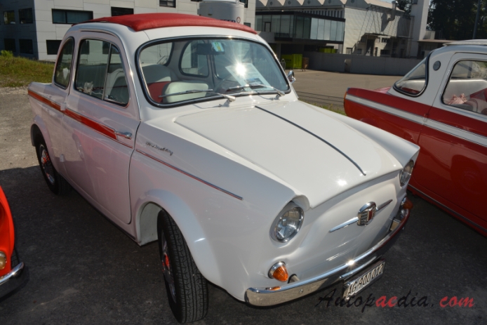 NSU/Fiat Weinsberg 500 1959-1963 (1962 NSU/Fiat Weinsberg 500 Limousette 2d), prawy przód