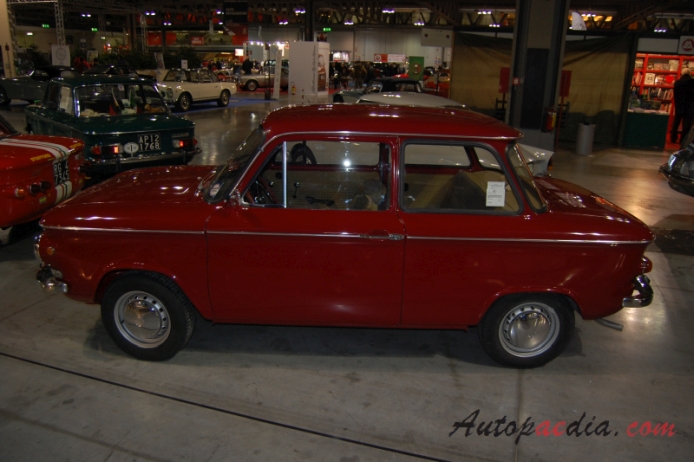 NSU Prinz IV 1961-1973 (1969-1973 NSU Prinz 4 L sedan 2d), lewy bok
