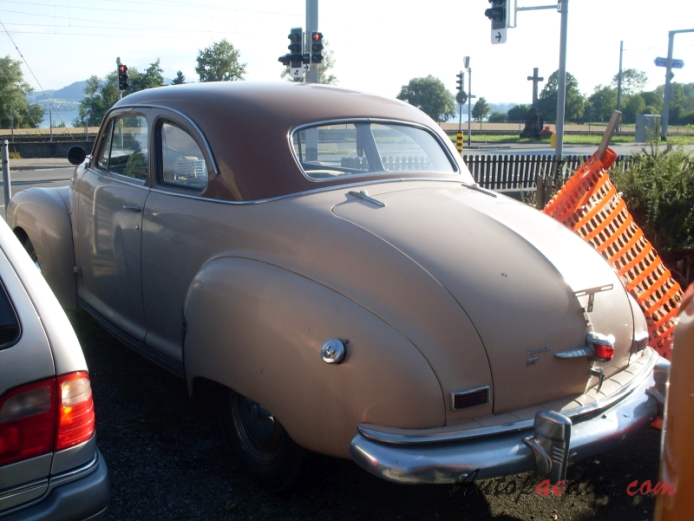 Nash 600 1940-1949 (1948 Super Coupé),  left rear view