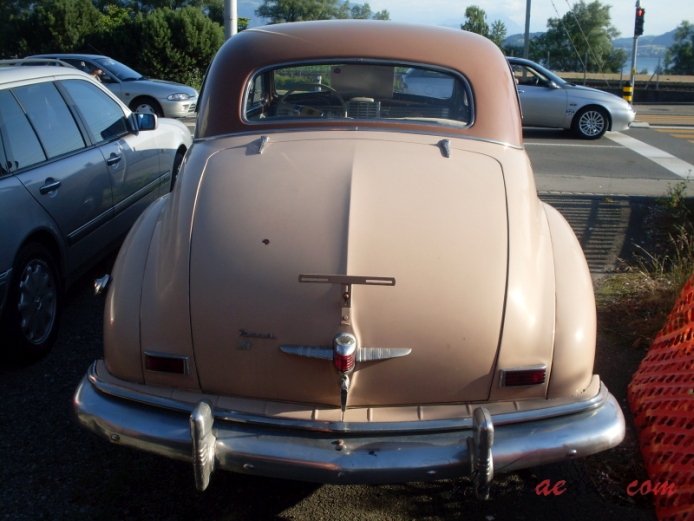 Nash 600 1940-1949 (1948 Super Coupé), rear view