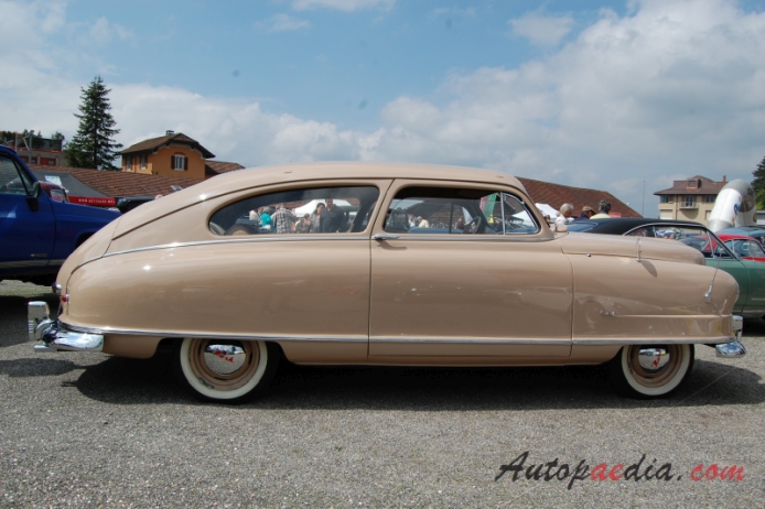 Nash 600 1940-1949 (1949 Airflyte Coupé), right side view