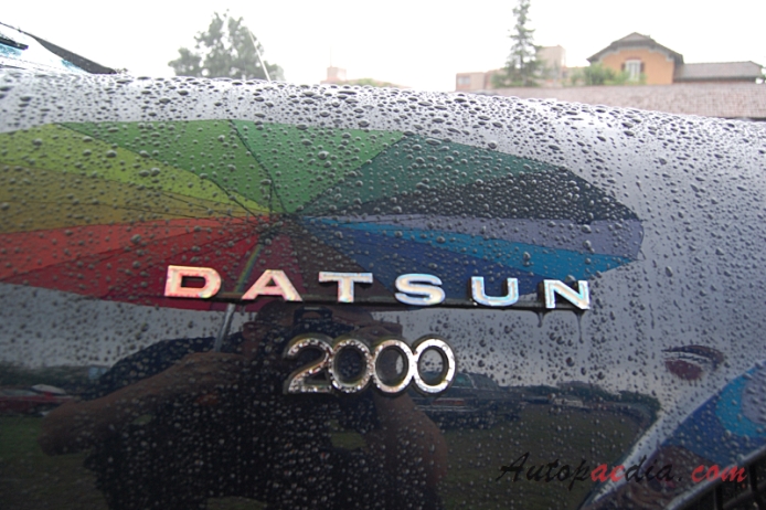 Datsun Sports (Fairlady) 1959-1970 (1967-1970 Sports 2000 SRL311/SR311), emblemat tył 