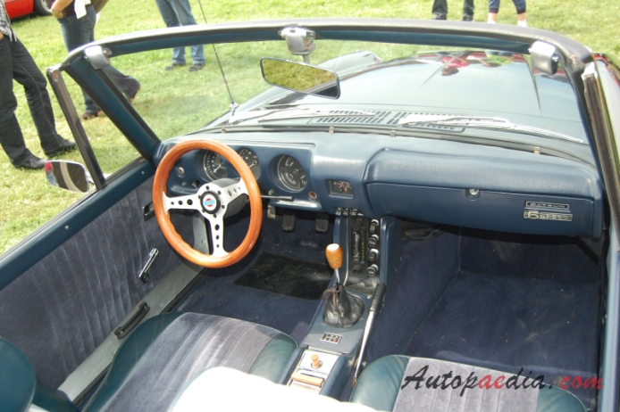 Datsun Sports (Fairlady) 1959-1970 (1967-1970 Sports 2000 SRL311/SR311), wnętrze