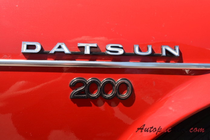 Datsun Sports (Fairlady) 1959-1970 (1967-1970 Sports 2000 SRL311/SR311), side emblem 