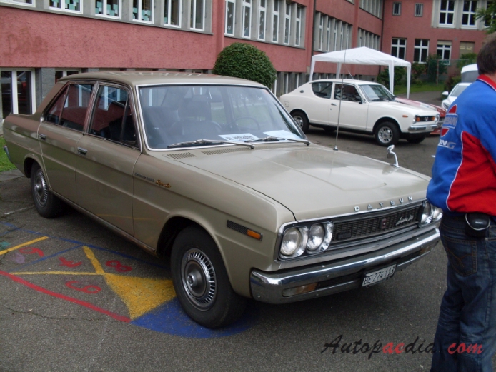 Nissan (Datsun) Cedric 2. generacja (130 series) 1965-1971 (1970-1971 Mark V Datsun 2400 Super Six), prawy przód