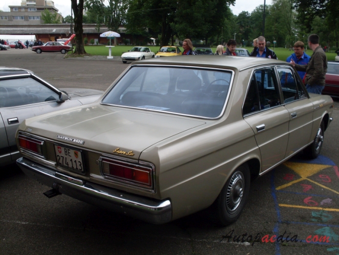 Nissan (Datsun) Cedric 2nd generation (130 series) 1965-1971 (1970-1971 Mark V Datsun 2400 Super Six), right rear view