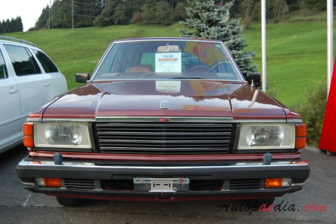 Nissan (Datsun) Cedric 5. generacja (430 series) 1979-1983 (1981 280C station wagon 5d), przód