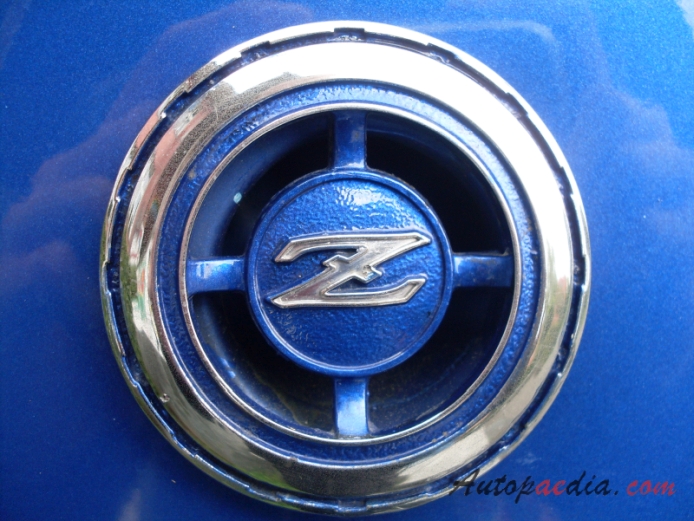 Nissan (Datsun) Fairlady Z 1st generation (S30) 1969-1978 (1971 240Z), detail  