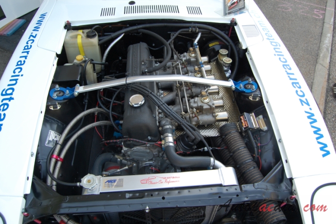Nissan (Datsun) Fairlady Z 1st generation (S30) 1969-1978 (1975 280Z), engine  