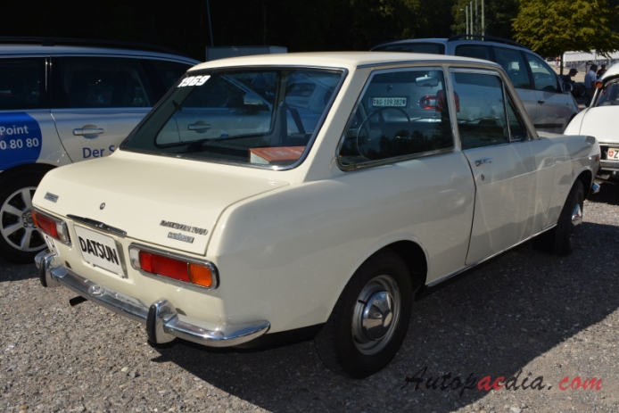 Datsun Sunny 1st generation B10 (Datsun 1000) 1966-1969 (1969 DeLuxe sedan 2d), right rear view
