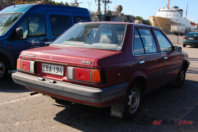 Nissan (Datsun) Sunny 5. generacja B11 1981-1985 (Nissan Sunny 1.5GL sedan 4d), prawy tył