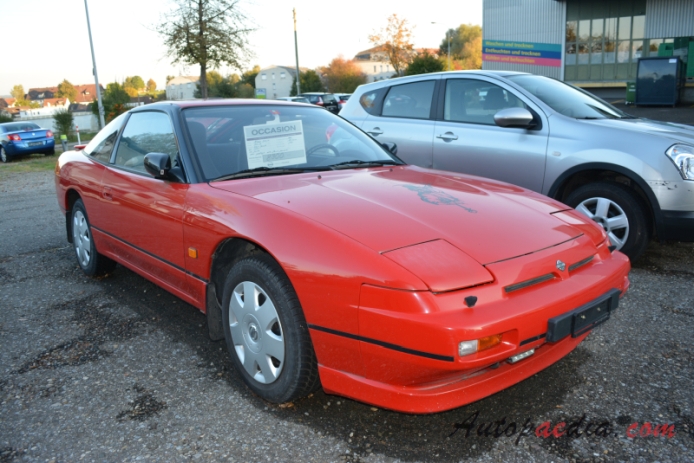 Nissan 200SX RS13U 1988-1993 (1989 fastback 3d), right front view