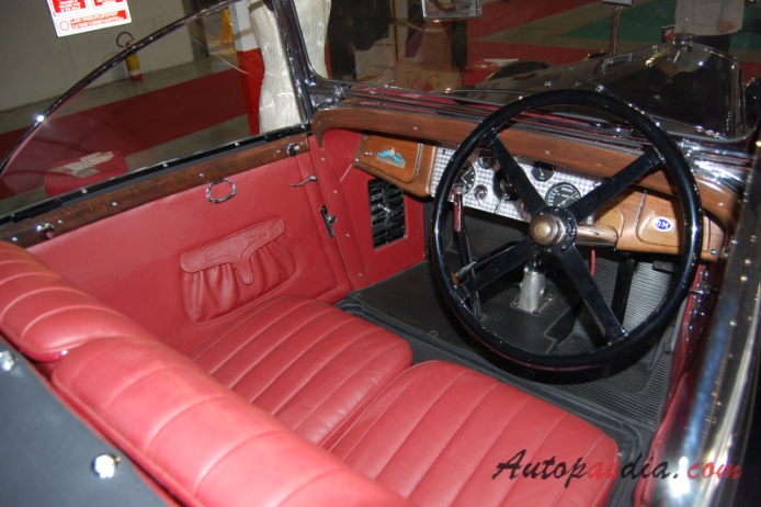 O.M. 665 SSMM 1931 (Superba Compressore roadster 2d), interior