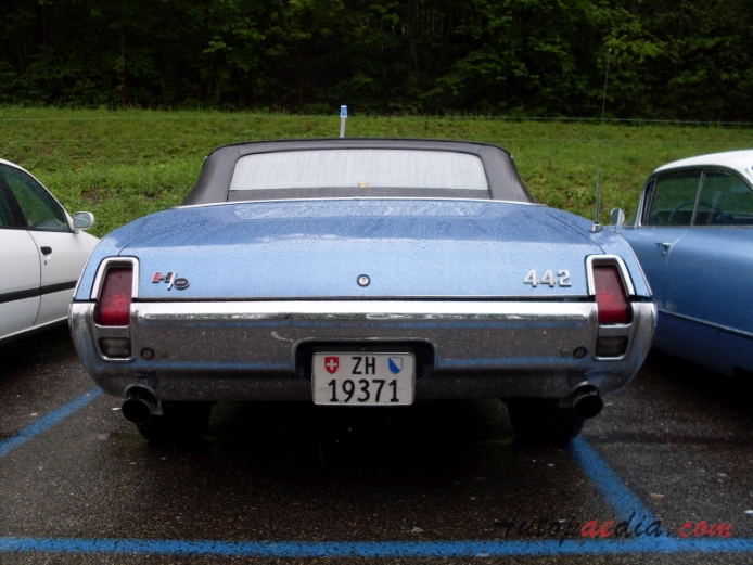 Oldsmobile 442 2nd generation 1968-1972 (1969 W-30 cabriolet 2d), rear view