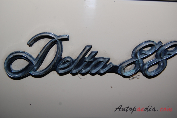 Oldsmobile 88 8th generation 1977-1985 (1979 Delta 88 Royal sedan 4d), side emblem 