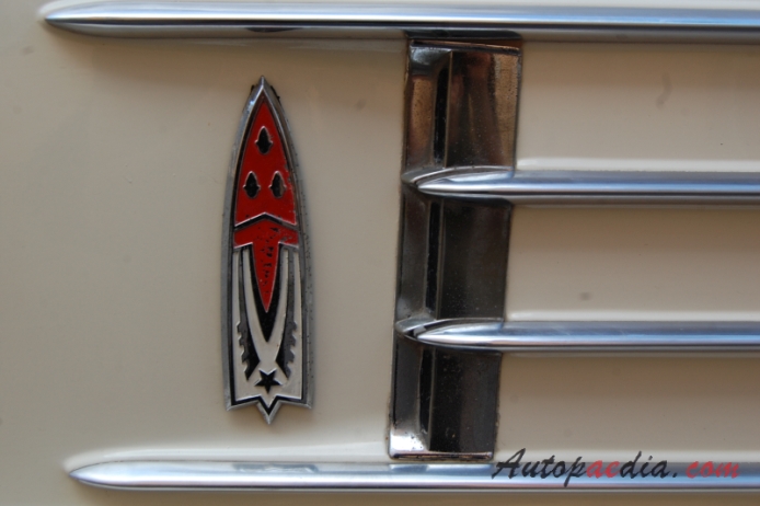 Oldsmobile 98 4. generacja 1957-1958 (1958 Holiday hardop 2d), emblemat bok 