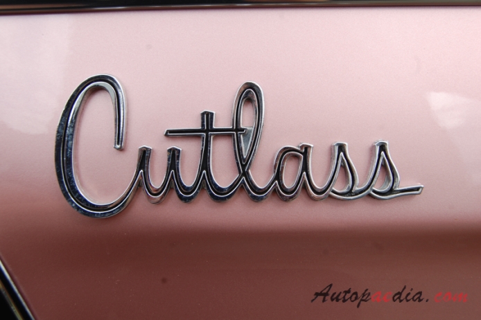 Oldsmobile Cutlass 1. generacja 1961-1963 (1962 F-85 cabriolet 2d), emblemat bok 