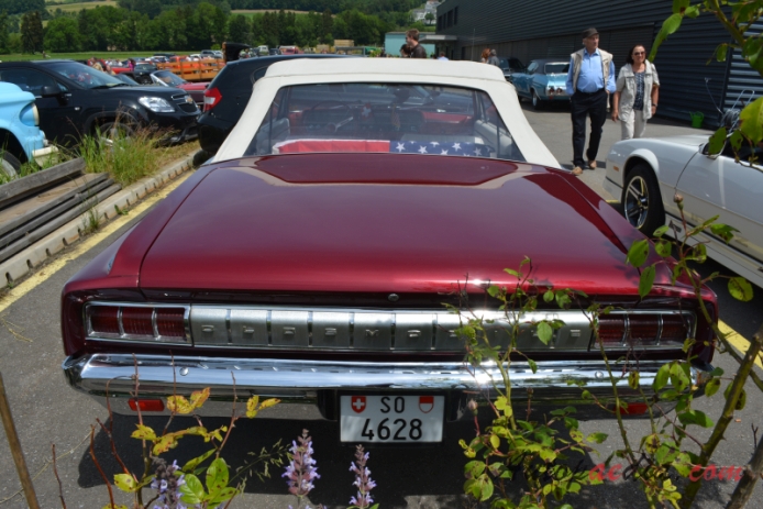 Oldsmobile Cutlass 2nd generation 1964-1967 (1964 F-85 cabriolet 2d), rear view