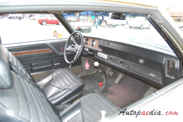 Oldsmobile Cutlass 3rd generation 1968-1972 (1970 Supreme 350 Rallye Coupé 2d), interior
