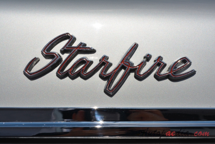 Oldsmobile Starfire 1st generation 1961-1966 (1964 cabriolet 2d), rear emblem  