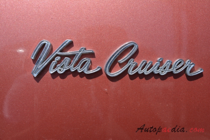 Oldsmobile Vista Cruiser 1. generacja 1964-1967 (1966 station wagon 5d), emblemat tył 