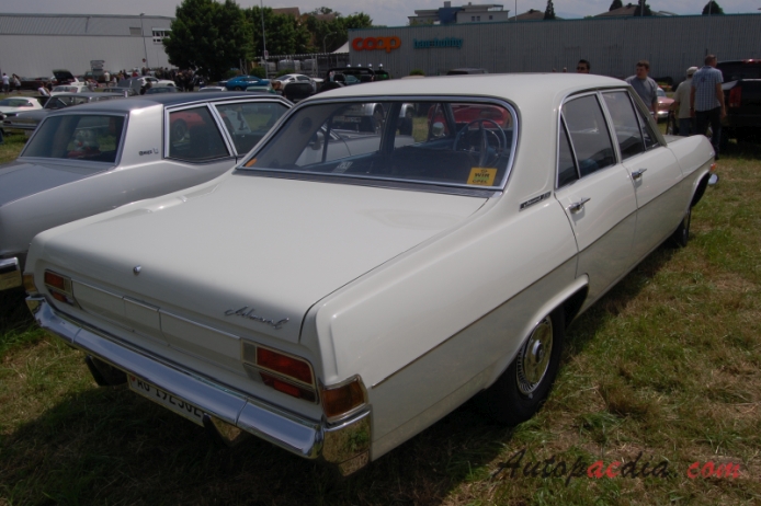 Opel Admiral A 1964-1968, right rear view