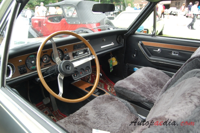 Opel Commodore A 1967-1971 (1969 GS hardtop Coupé 2d), interior