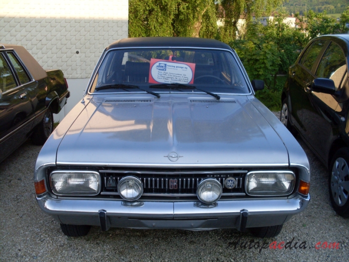 Opel Commodore A 1967-1971 (1969 GS sedan 4d), przód