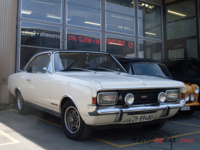 Opel Commodore A 1967-1971 (1970-1971 GS/E hardtop Coupé 2d), right front view