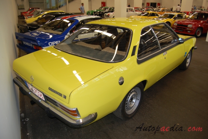 Opel Commodore B 1972-1977 (1975 2800 GS/E Gr.4 hardtop 2d), right rear view
