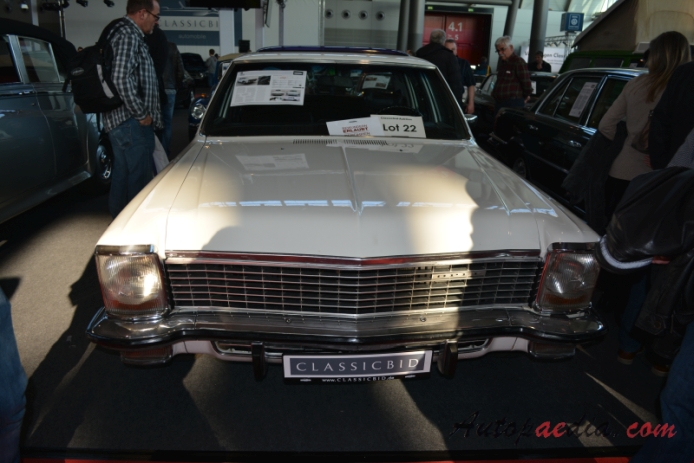 Opel Diplomat B 1969-1977 (1973 E 2.8L limuzyna 4d), przód