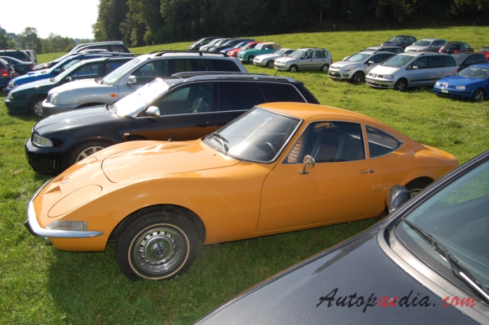 Opel GT 1968-1973, lewy bok