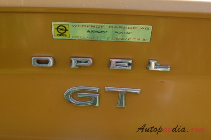 Opel GT 1968-1973, emblemat tył 