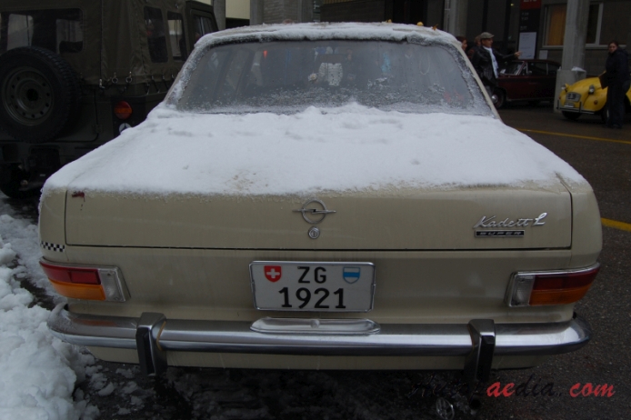 Opel Kadett B 1965-1973 (1967-1971 L Super sedan 2d), tył