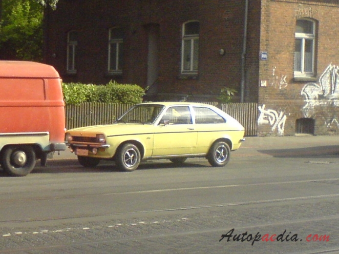 Opel Kadett C 1973-1979 (1975-1977 C1 1200 S City), lewy przód