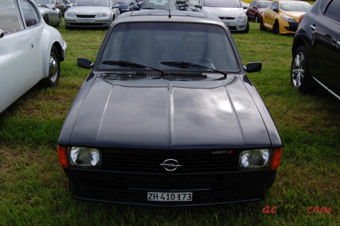 Opel Kadett C 1973-1979 (1977-1979 C2 Coupé 2d), przód