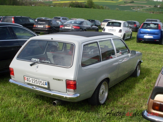 Opel Kadett C 1973-1979 (1977-1979 C2 kombi 3d), right rear view